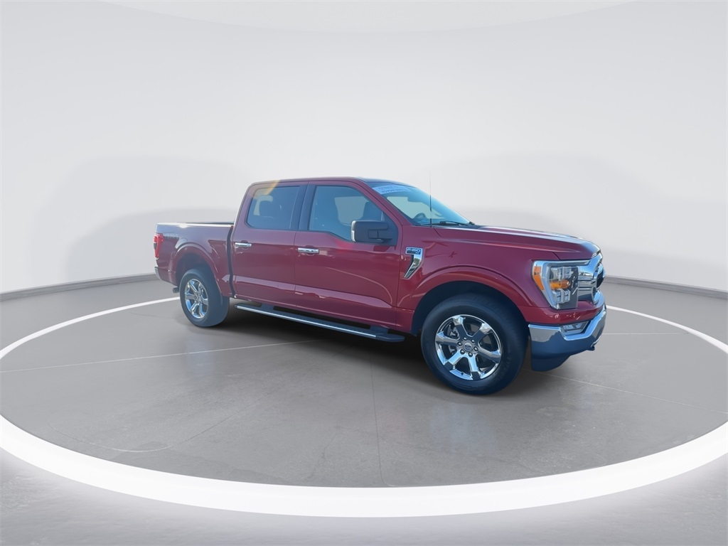 2022 Ford F-150 XLT photo 2