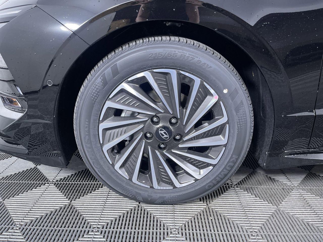 2025 Hyundai Sonata Hybrid Limited photo 22