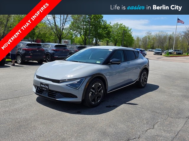 2025 Kia EV6 Wind photo 3