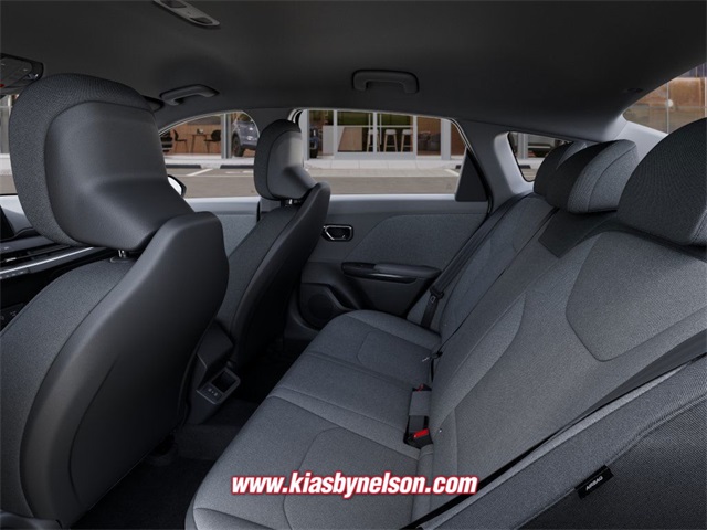 2025 Kia K4 LXS photo 16