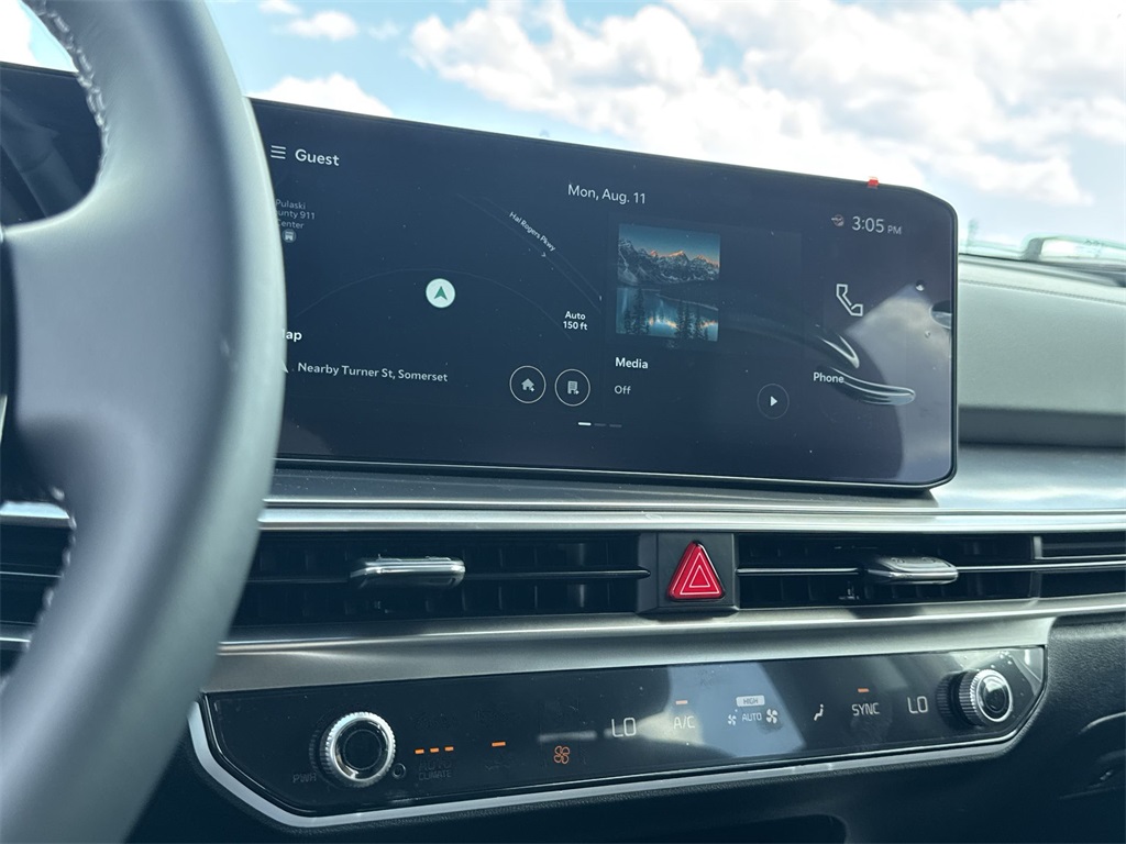 2025 Kia Sorento S photo 21