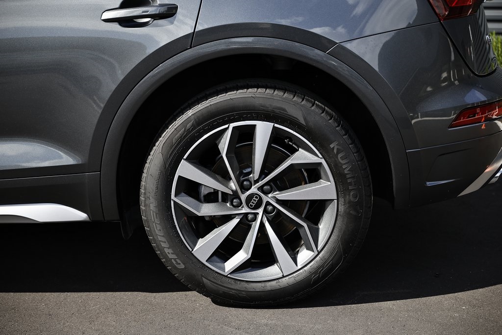 2024 Audi Q5 45 S line Premium Plus photo 5