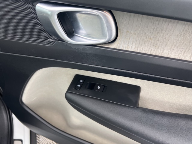 2019 Volvo XC40 T5 Inscription photo 23