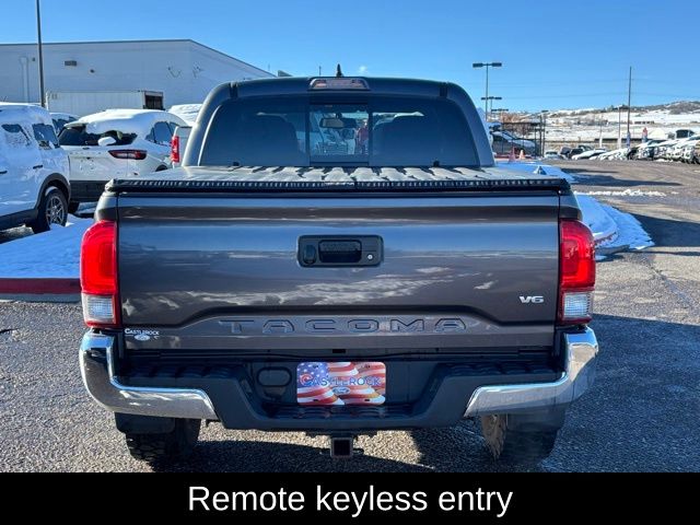 2017 Toyota Tacoma SR5 Sport TRD Pro photo 4