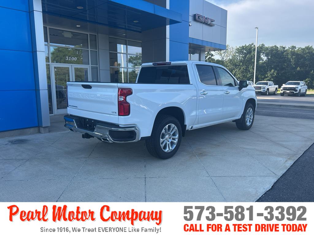 2025 Chevrolet Silverado 1500 LTZ photo 4