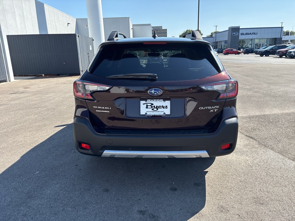 2025 Subaru Outback Limited XT photo 3