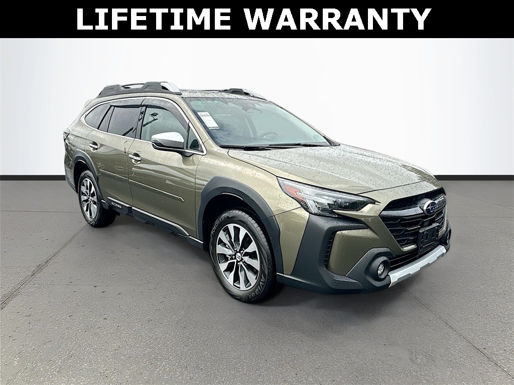 2024 Subaru Outback Touring's photo