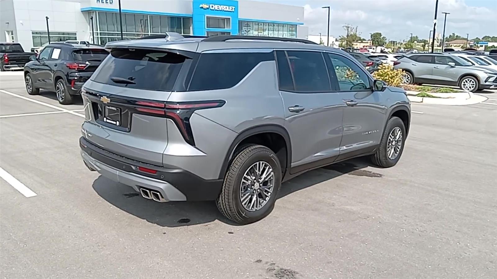 2026 Chevrolet Traverse photo 7