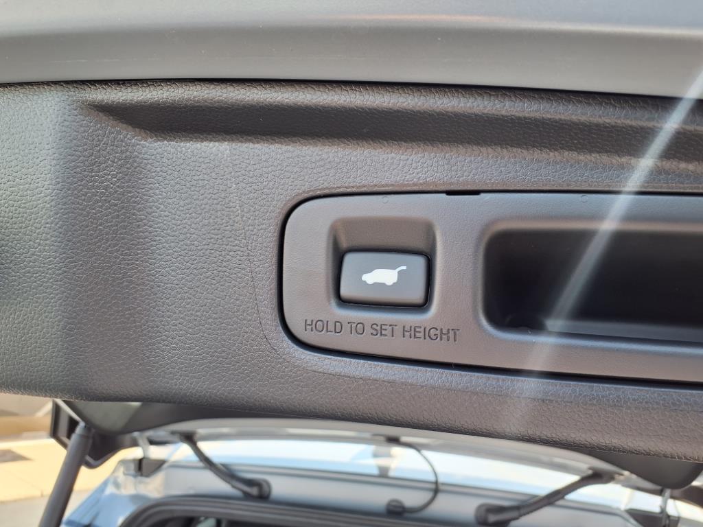 2026 Honda CR-V Hybrid Sport-L photo 5