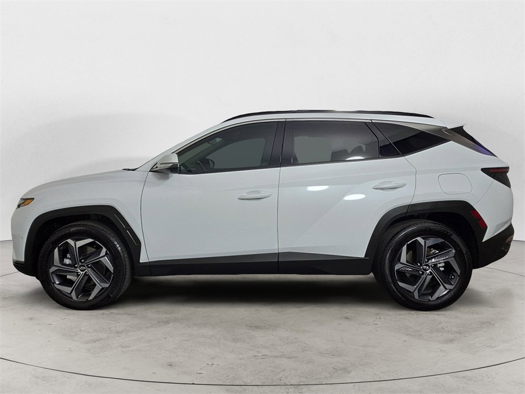 2022 Hyundai Tucson Hybrid Limited photo 2
