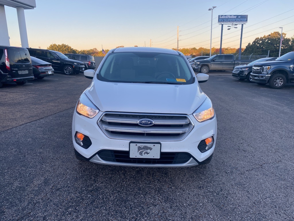 Used 2019 Ford Escape SE with VIN 1FMCU9GDXKUB03836 for sale in Kansas City