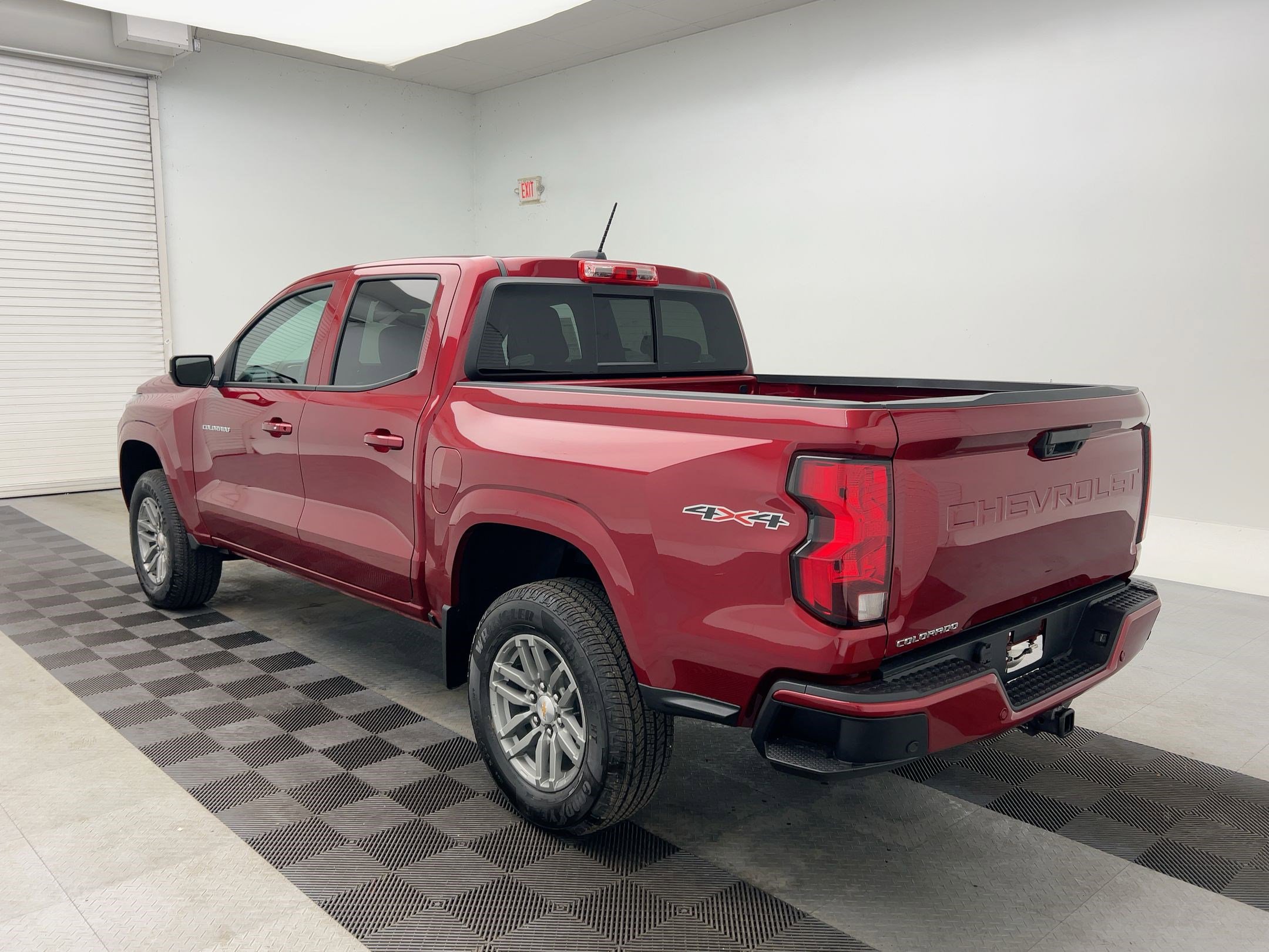 2026 Chevrolet Colorado LT photo 3