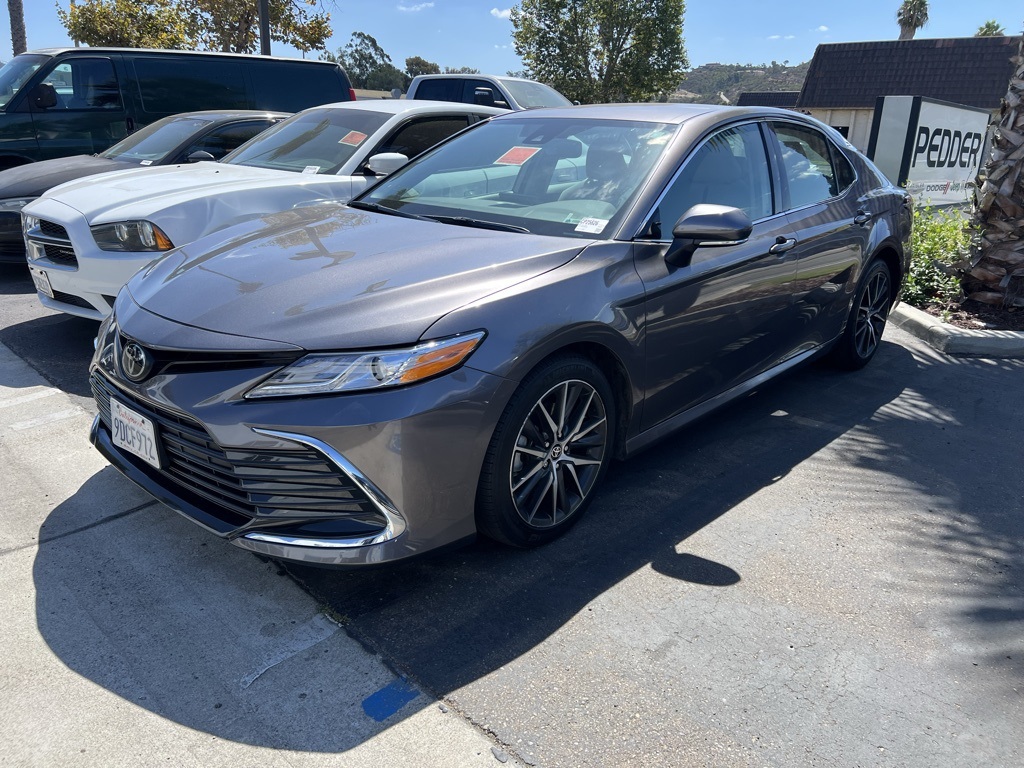 2023 Toyota Camry XLE photo 2