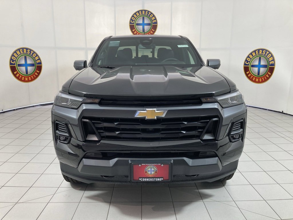 2026 Chevrolet Colorado LT photo 13