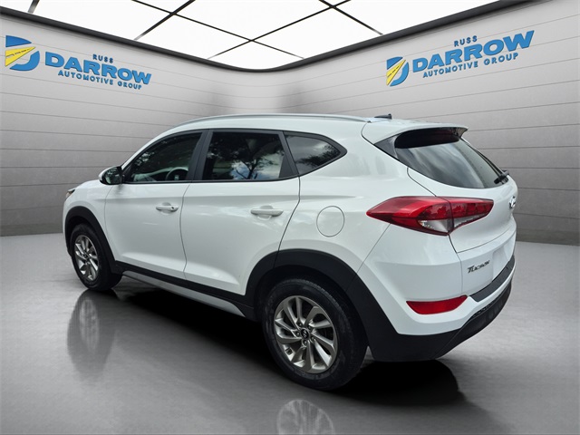 2017 Hyundai Tucson SE photo 2