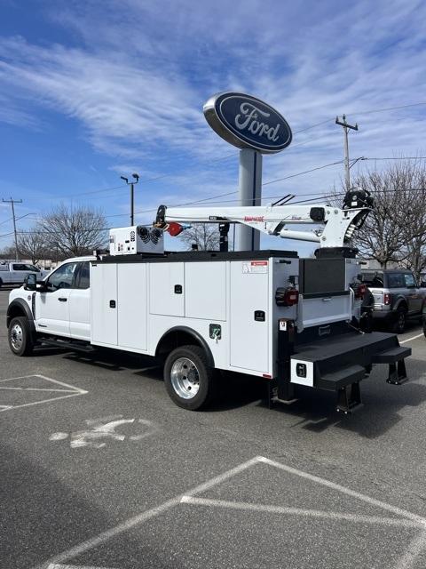 2024 Ford F-550 XLT photo 3