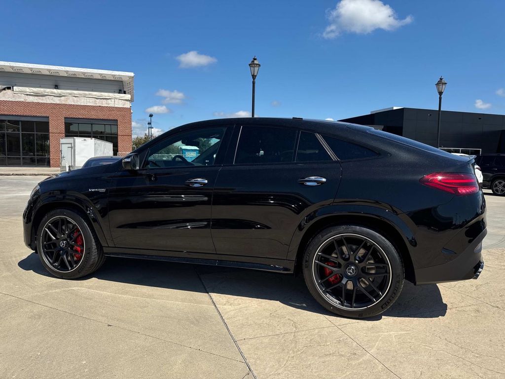 2026 Mercedes Benz GLE 63 S AMG 4MATIC photo 3