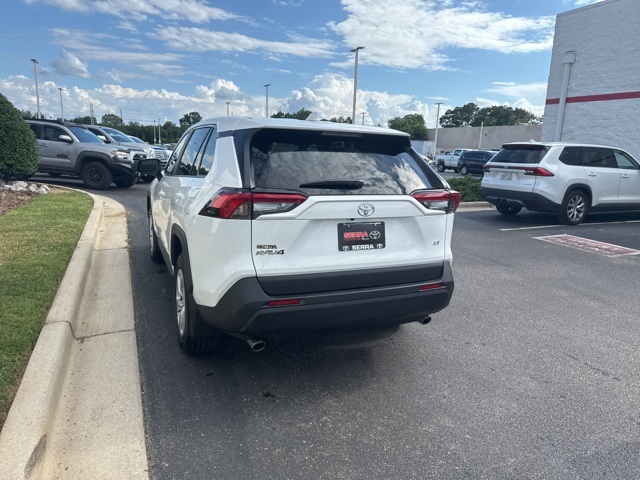 2025 Toyota RAV4 LE photo 7
