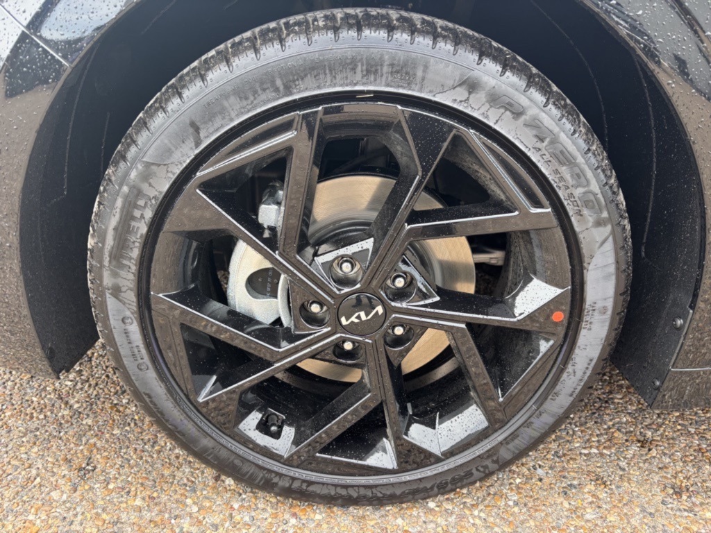2026 Kia K5 GT-Line photo 16