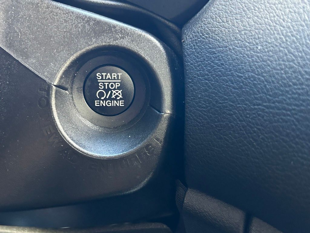 2021 Jeep Renegade Latitude photo 42