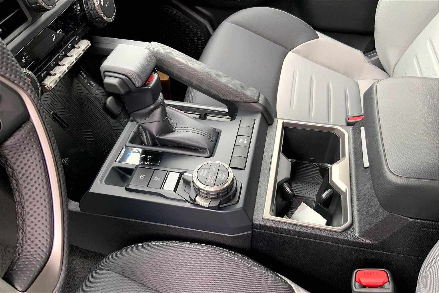 2025 Toyota Tacoma TRD Off-Road 4x4 Double Cab photo 7