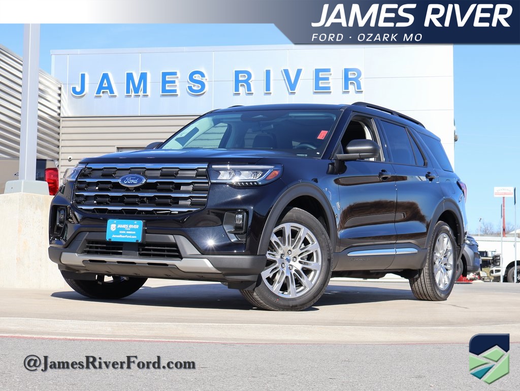 2025 Ford Explorer Active's photo