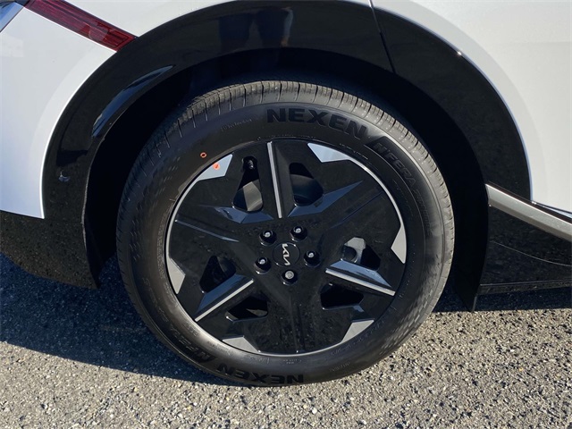 2025 Kia EV6 Wind photo 8