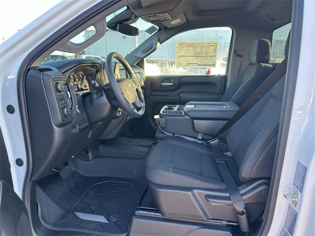 2026 Chevrolet Silverado 2500HD photo 4