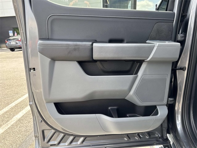2024 Ford F-150 XLT photo 16