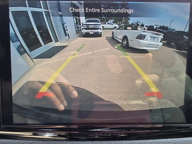 2026 Chrysler Pacifica photo 12