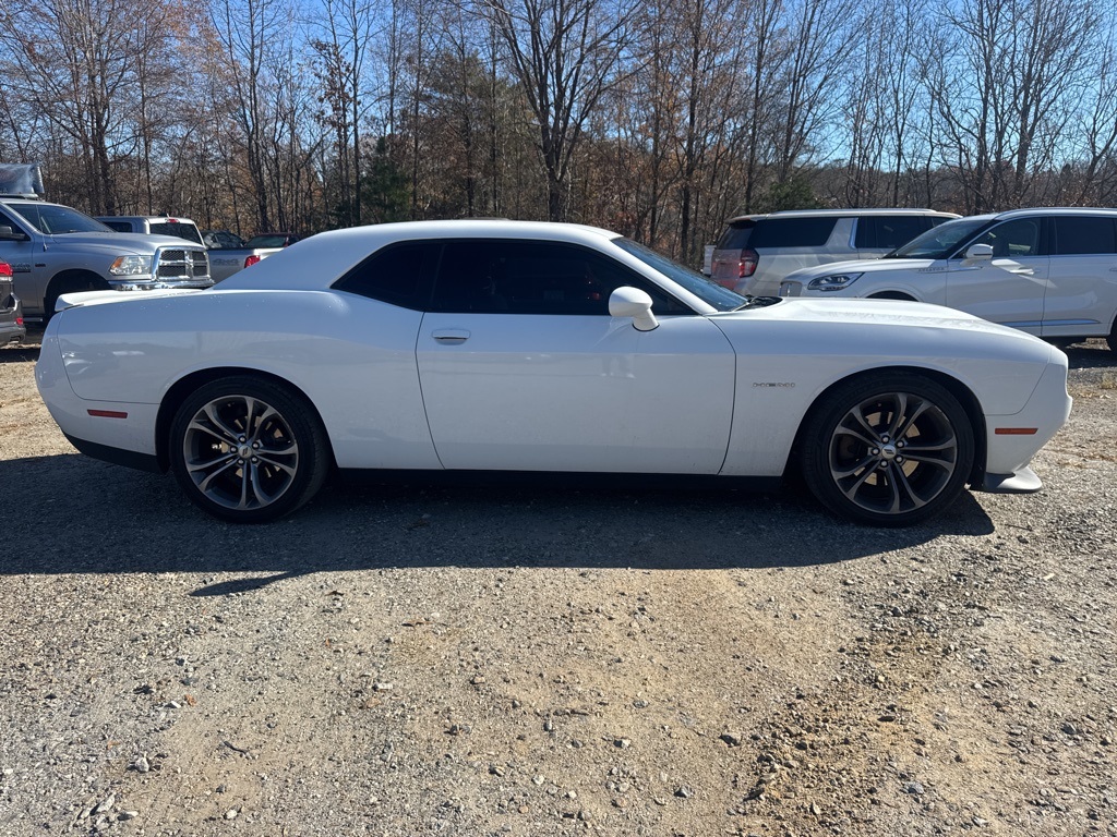 2020 Dodge Challenger R/T's photo