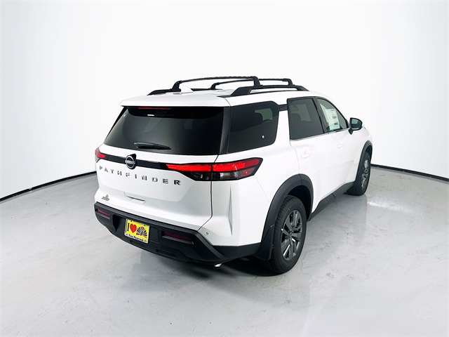2025 Nissan Pathfinder SV photo 6