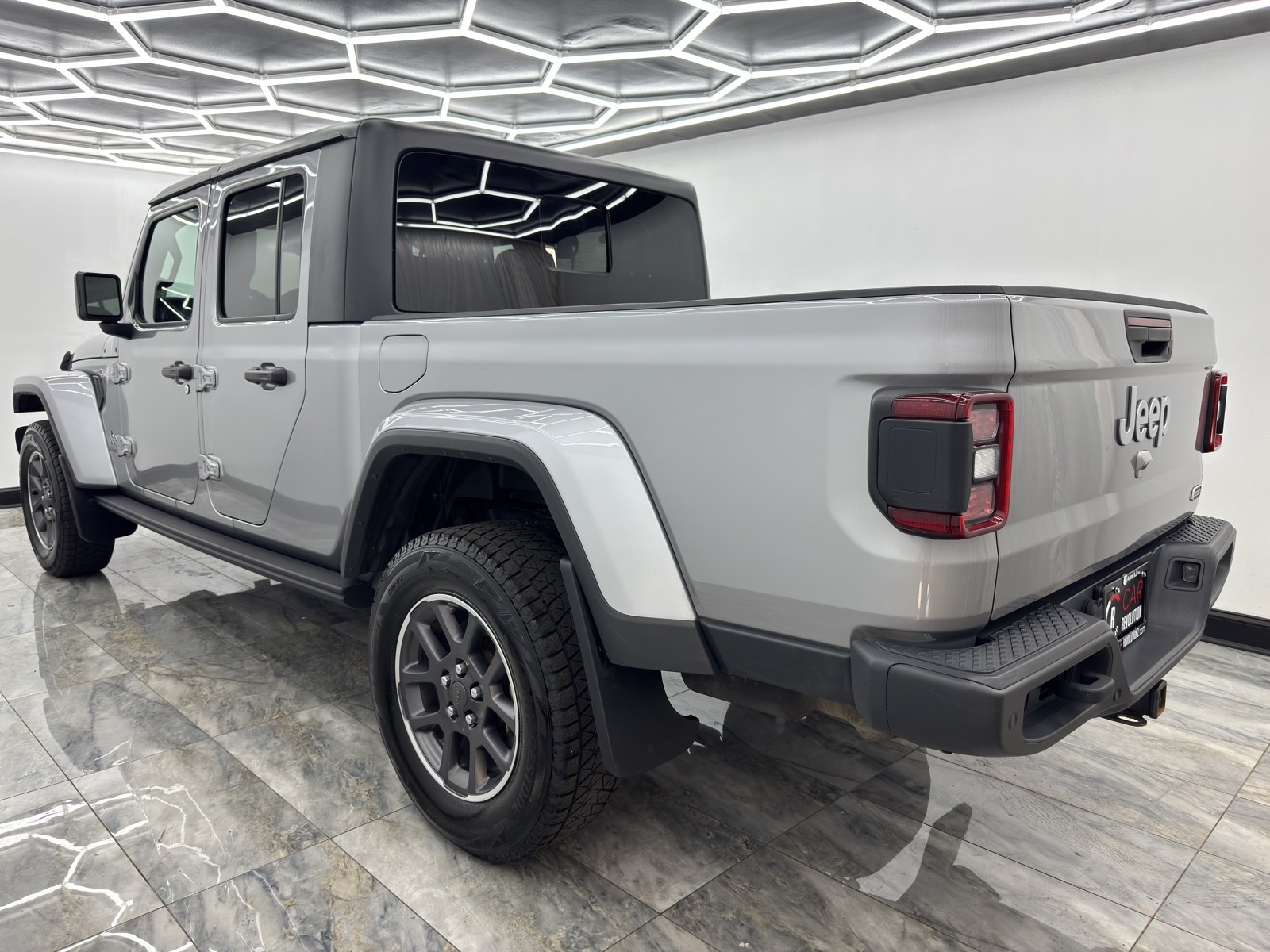 2020 Jeep Gladiator Overland photo 4