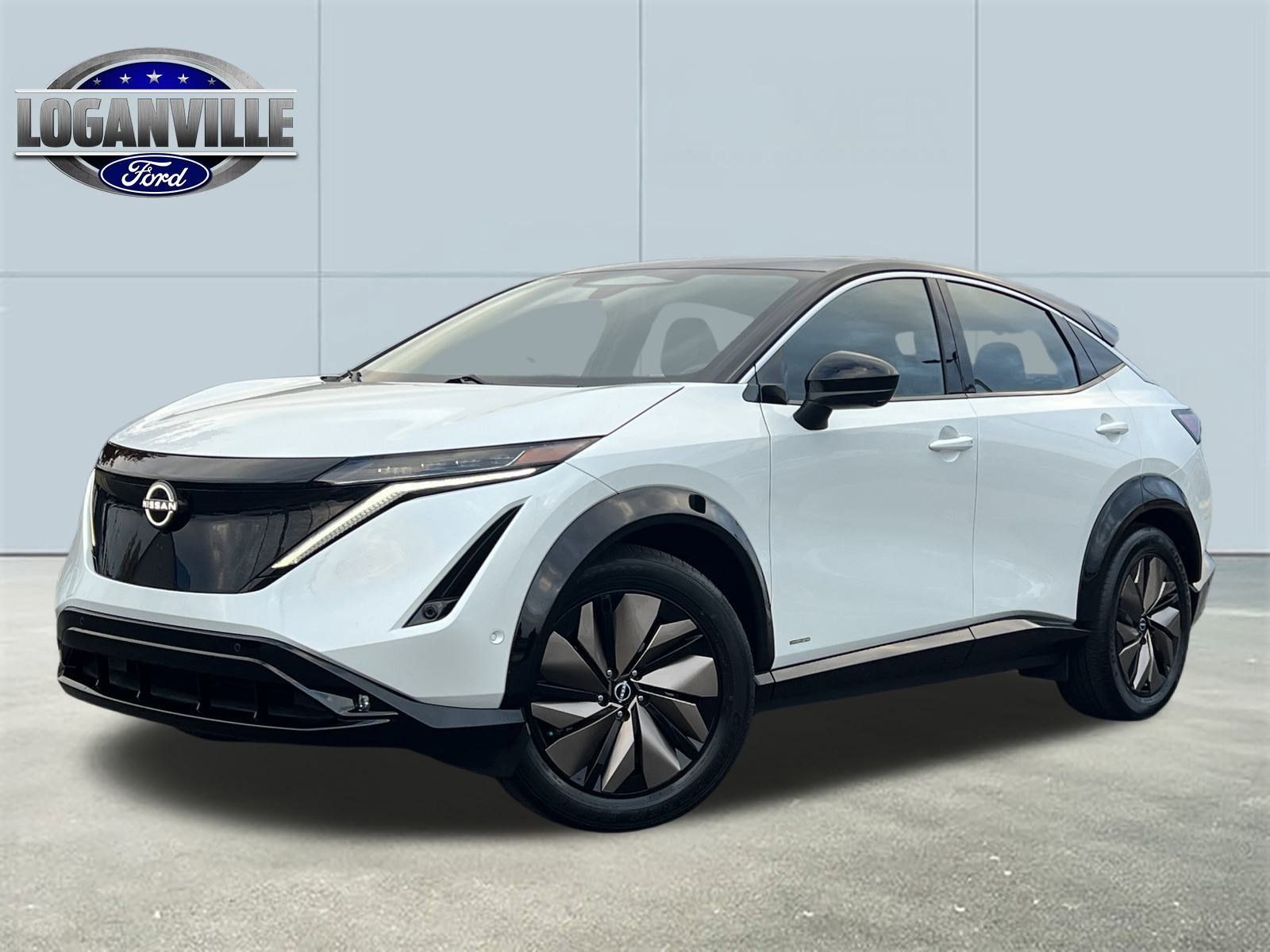 2023 Nissan ARIYA Premiere photo 2
