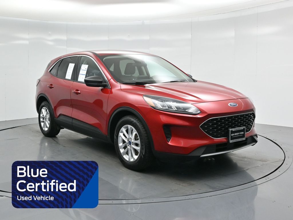 2022 Ford Escape SE's photo