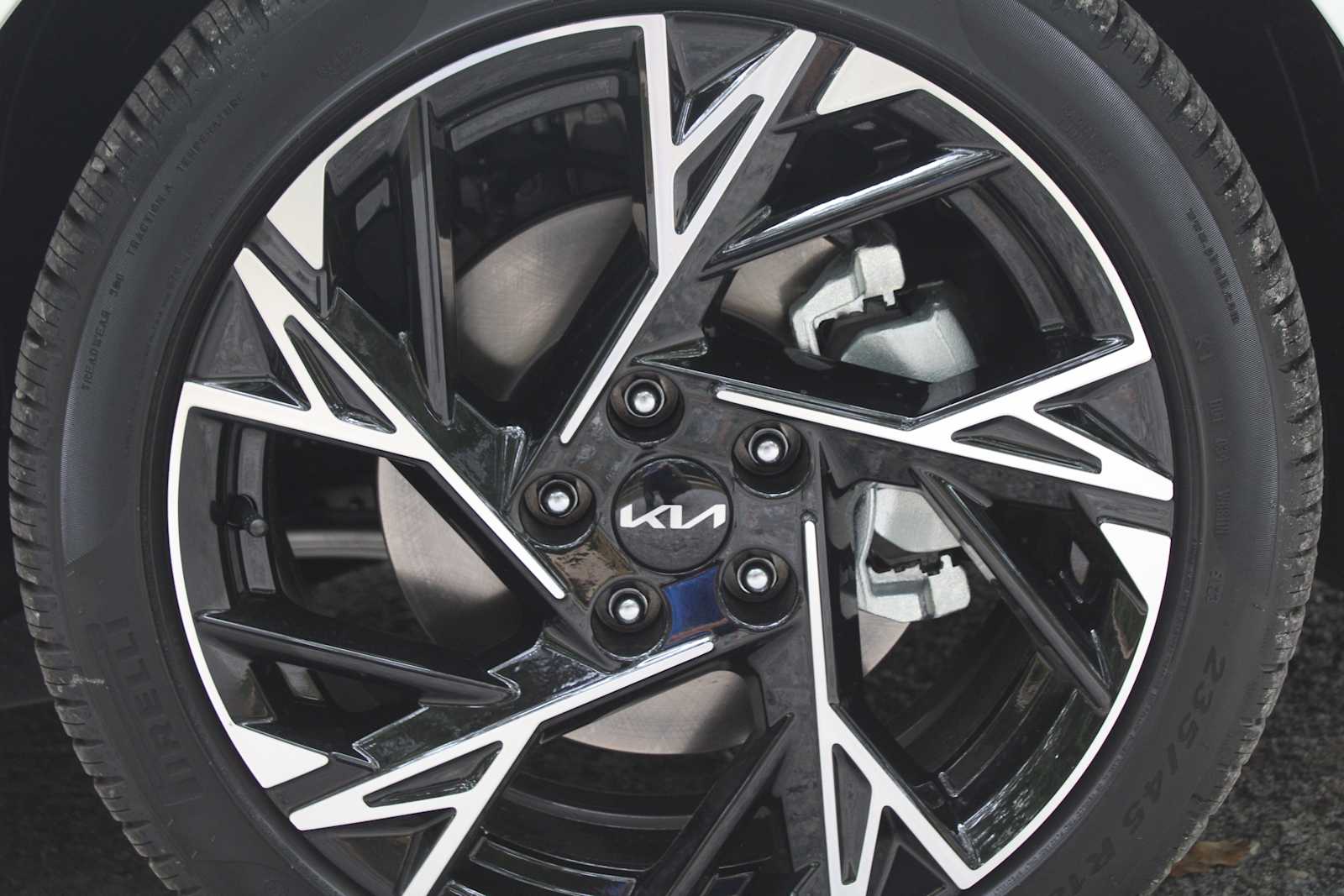 2025 Kia K5 GT-Line photo 31