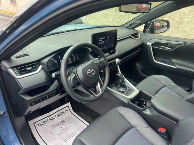 2024 Toyota RAV4 Hybrid XSE photo 9