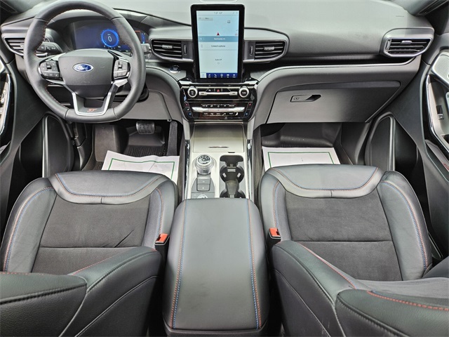 2024 Ford Explorer ST photo 12
