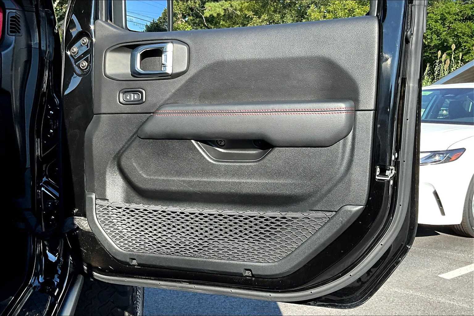 2021 Jeep Gladiator Rubicon photo 20