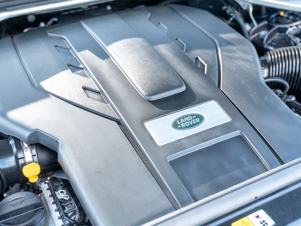 2023 Land Rover Range Rover SE photo 34