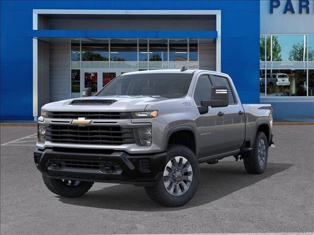 2026 Chevrolet Silverado 2500HD Custom photo 4