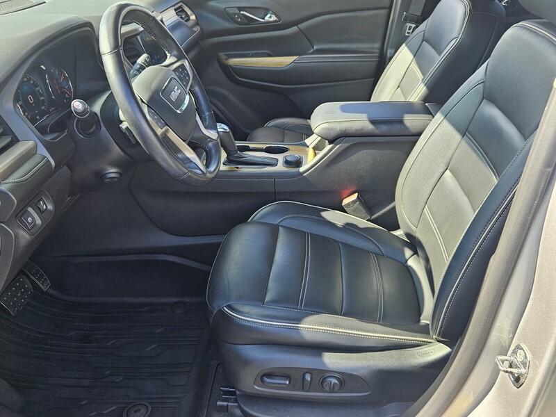 2018 Gmc Acadia Denali photo 8