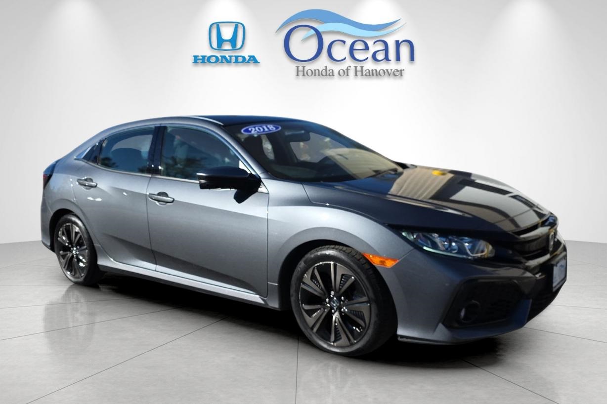 2018 Honda Civic Hatchback EX's photo
