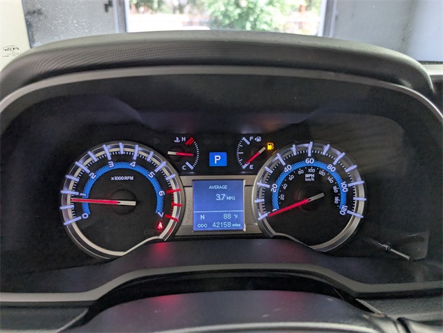 2019 Toyota 4Runner TRD Off-Road Premium photo 26