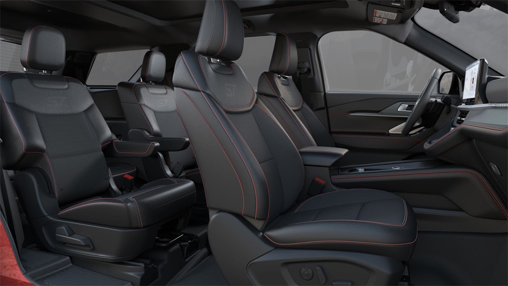 2025 Ford Explorer ST photo 6