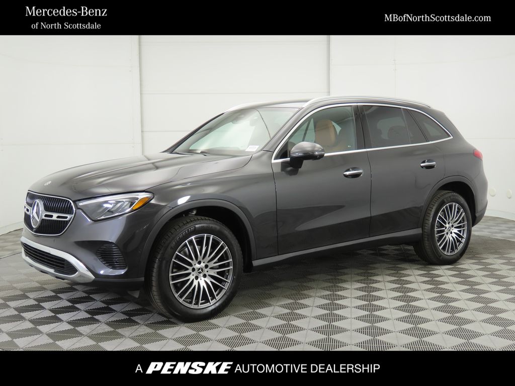 2025 Mercedes-Benz GLC Base's photo