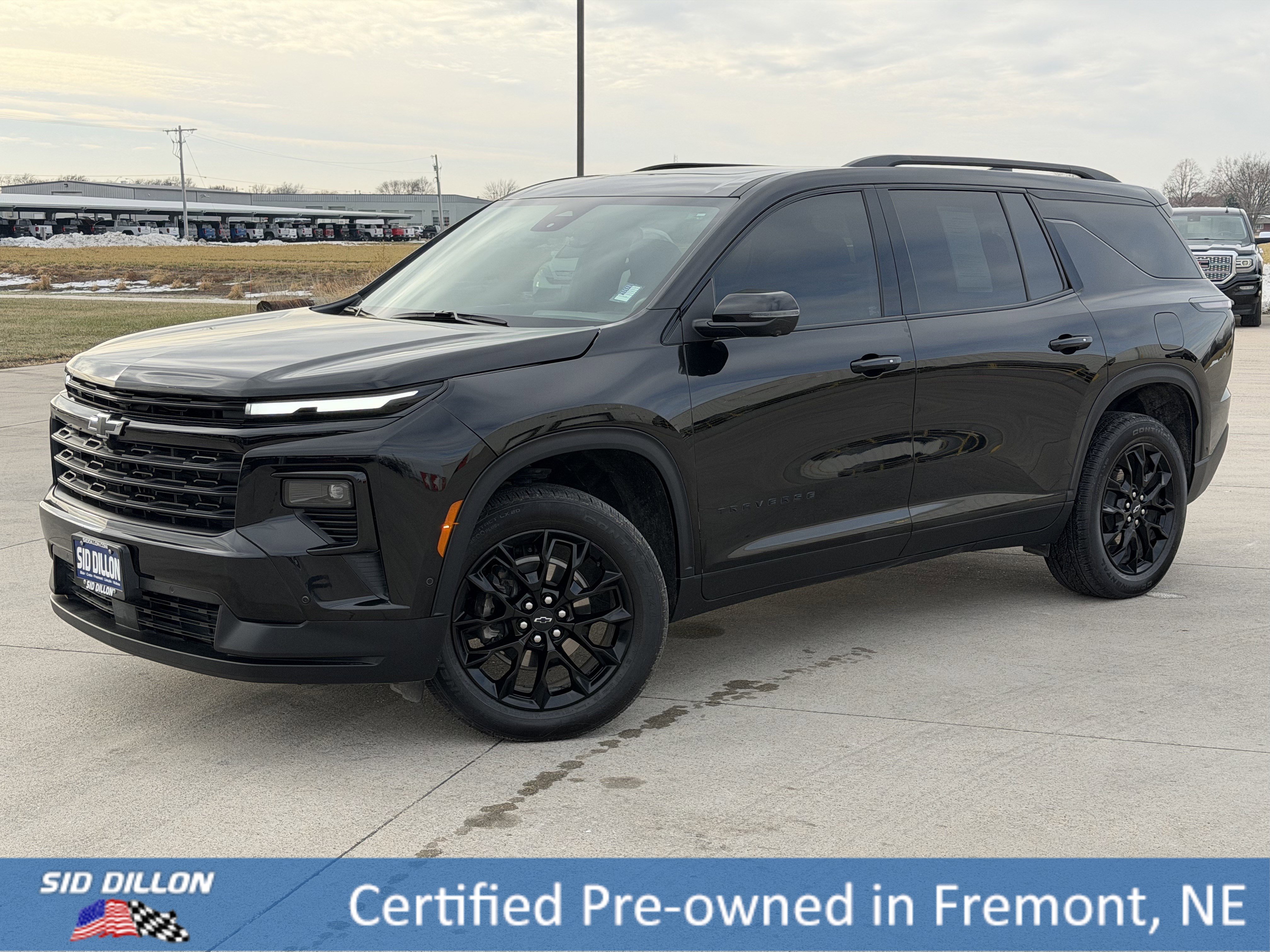 2024 Chevrolet Traverse 2LT's photo