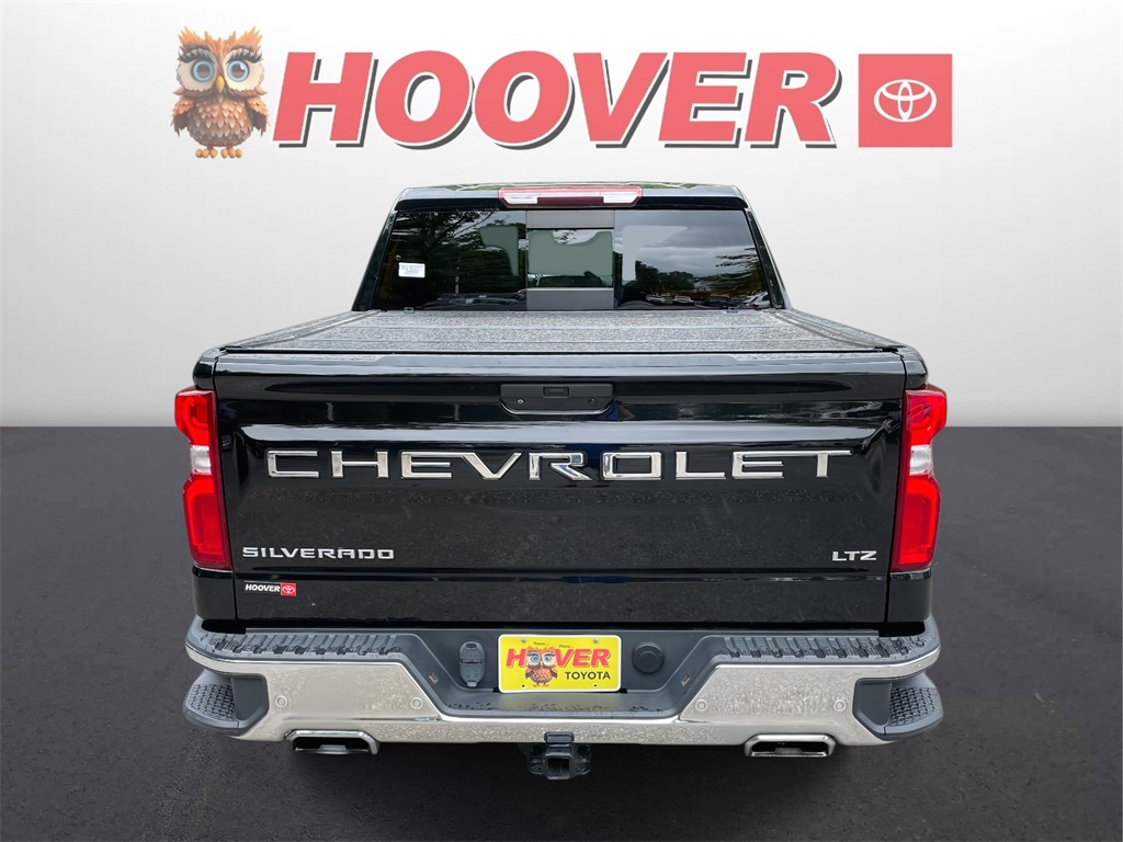 2021 Chevrolet Silverado 1500 LTZ photo 3