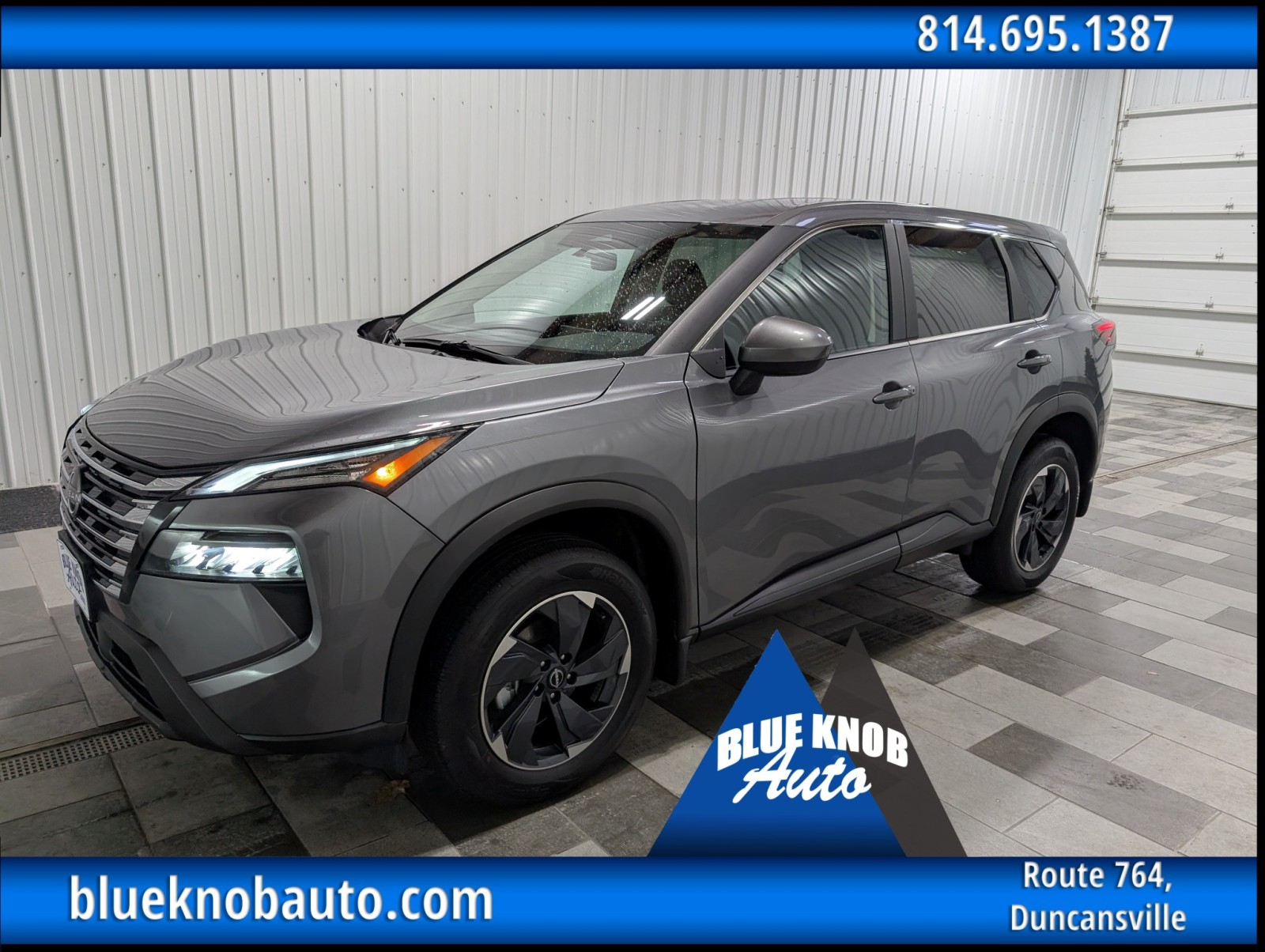 2026 Nissan Rogue SV's photo