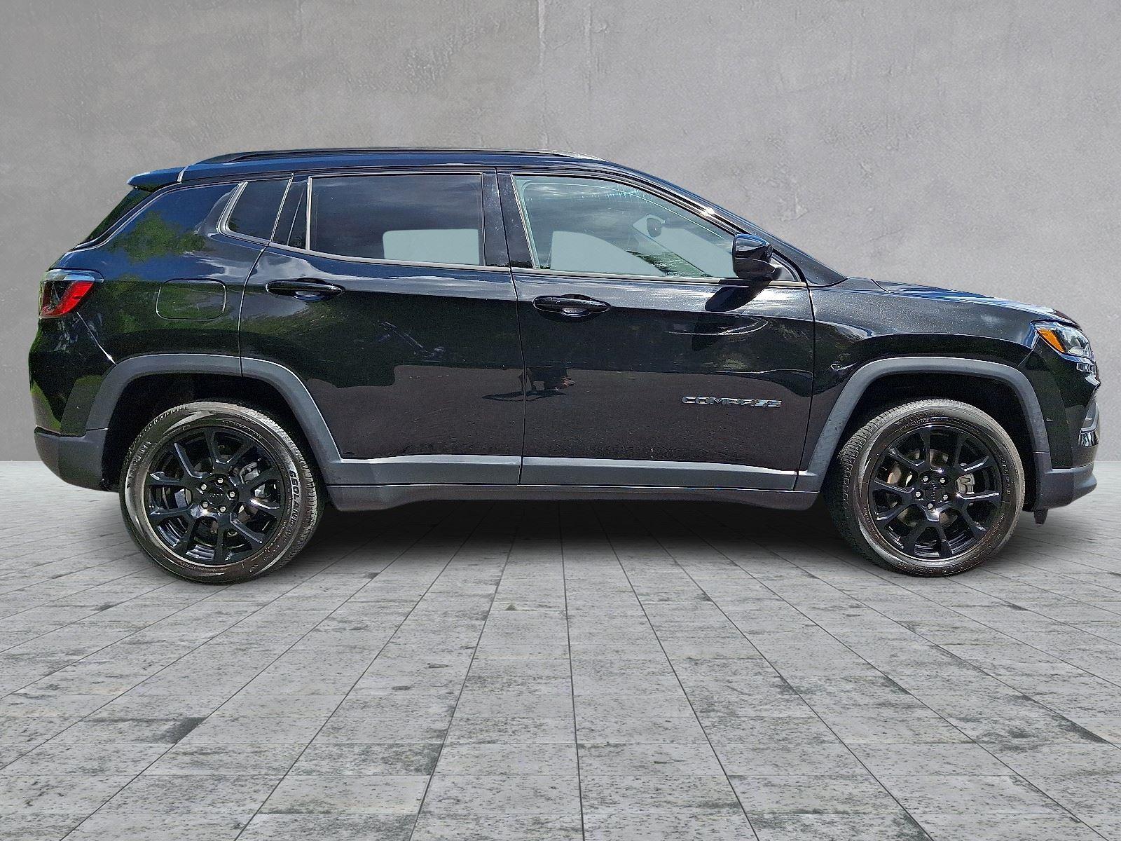 2022 Jeep Compass Altitude photo 4